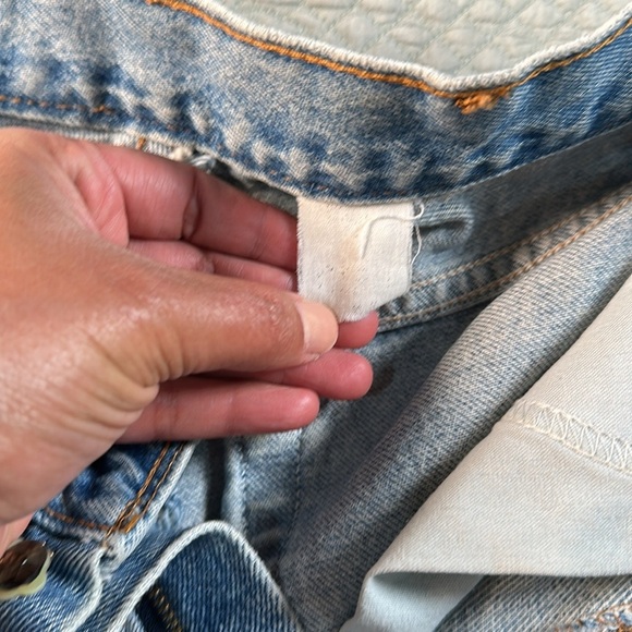 Levi's Blue Distressed Jean Shorts Vintage Style - Picture 2 of 6